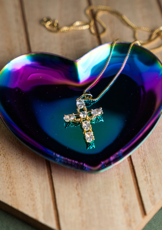 Shiny cross necklace